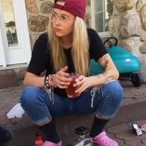 Meet your Posher, Laurence